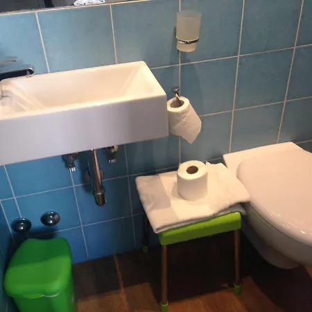 Guest house La Stanza Sul Porto Di Piccina Piccina Con Bagno Privato E Terrazzino Vista Mare